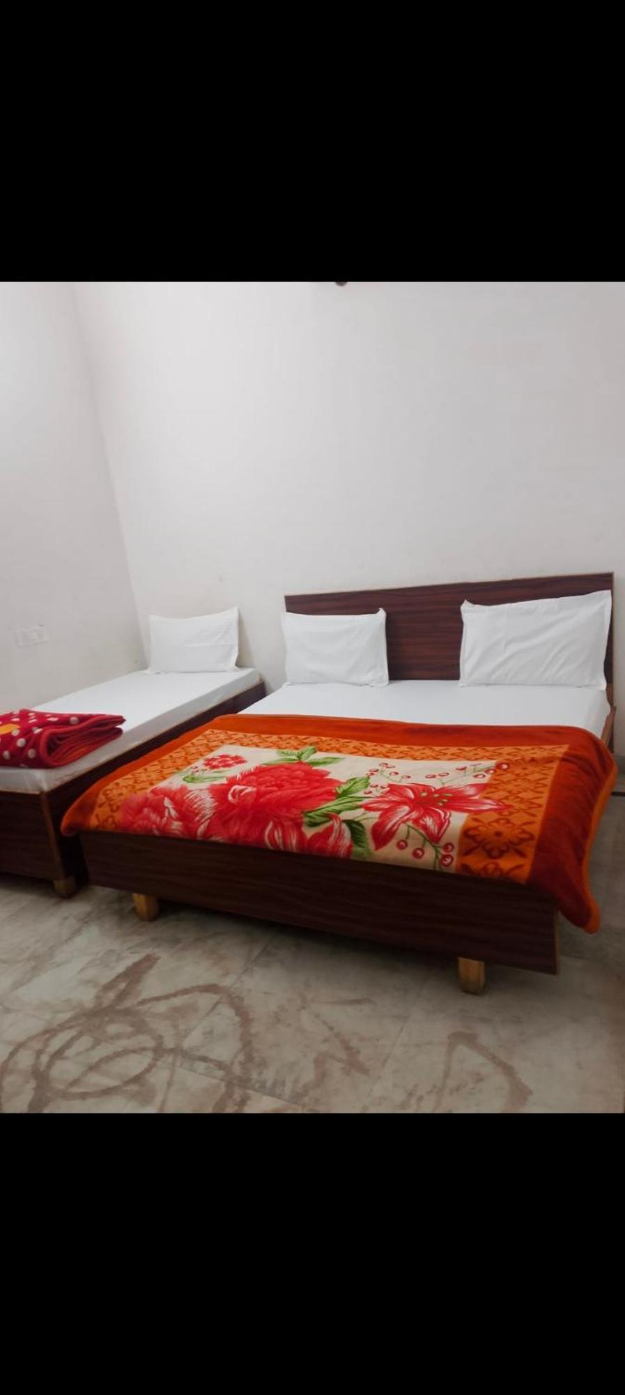 Hotel Shri Ji Kripa Kunj Vrindāvan Exterior foto